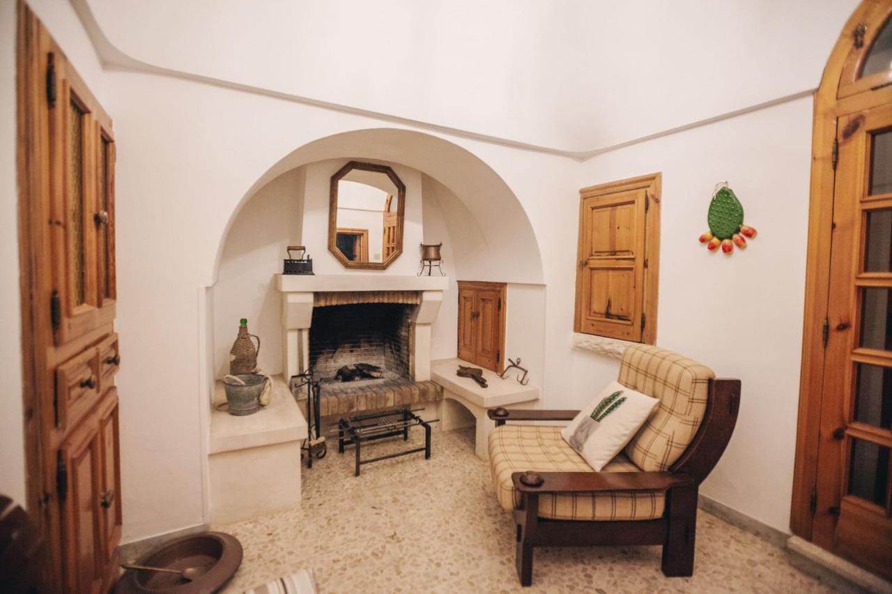 Trulli Pinnacoli Locorotondo Exteriör bild